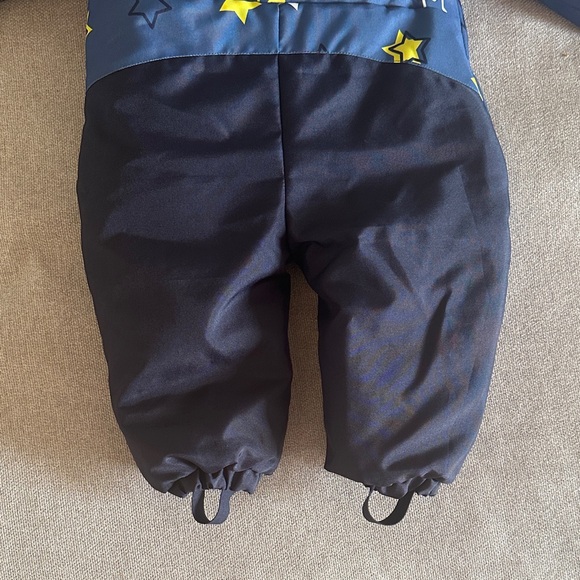 Star Patterned Baby Snowsuit - Picture 9 of 11